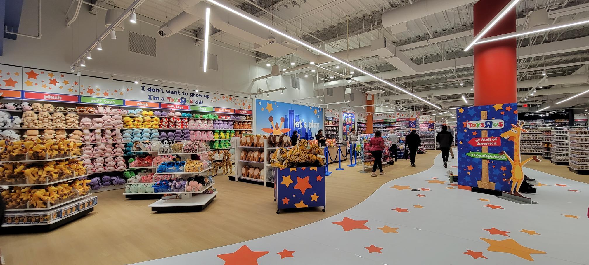 Toys R Us Flagship Mall of America Evoke